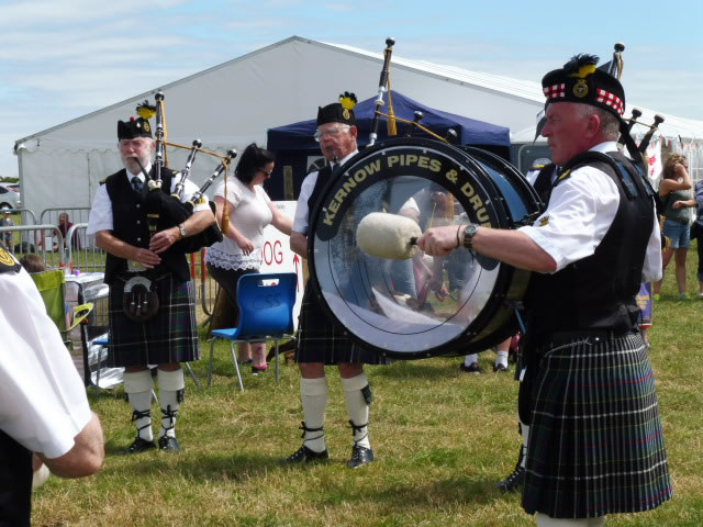 Kernow Pipes and Drums at Camborne show 2016