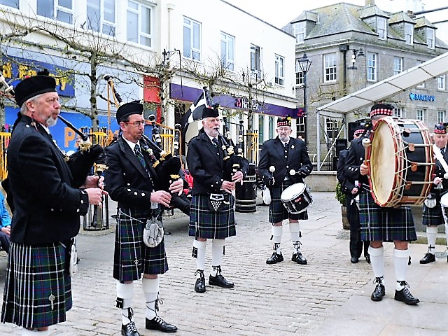 Kernow Pipes & Drums at Trevithick Day 2017