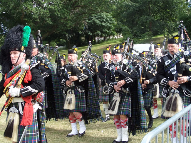 Kernow Pipes and Drums at Torpoint 2015