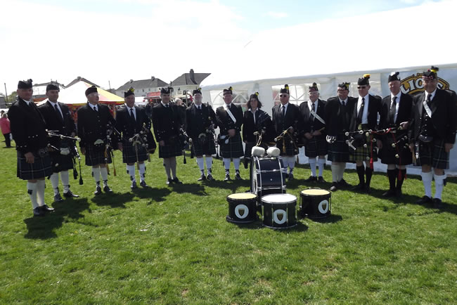 Kernow Pipes and Drums at Saltash 2013