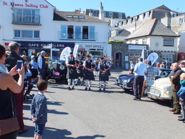 Kernow Pipes and Drums at St Mawes classic car show