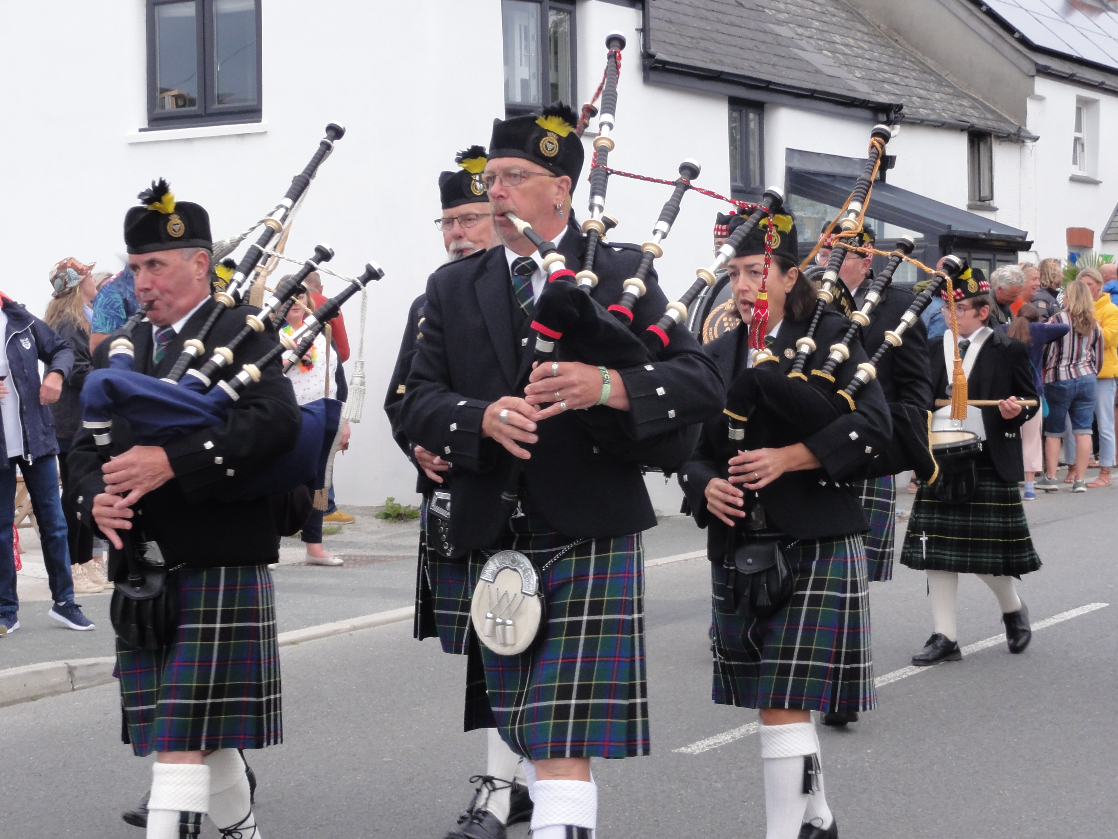 Kernow Pipes and Drums at St Merryn carnival 2019