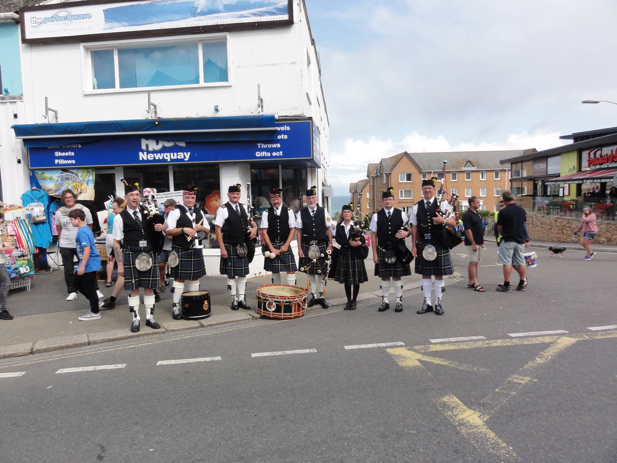 kernow pipes and drums at newquay lifeboat day 2019