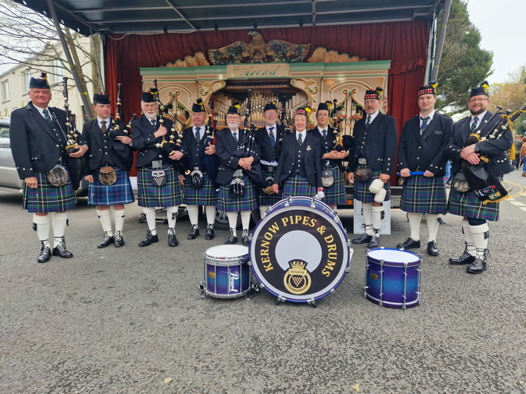 kernow pipes and drums at trevithick day 2023